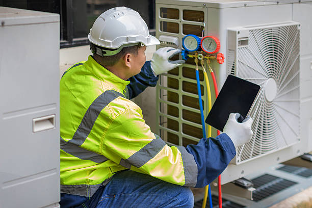Professional Ductwork Repair technician working in Petersburg, IN